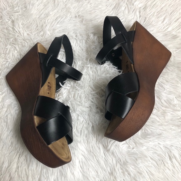 Seychelles Leather Wedges Criss Cross Black Tan 8 - Picture 2 of 11